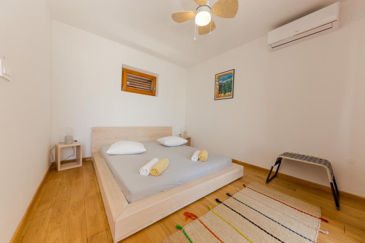 Casa Dubi Hvar Guest house *
